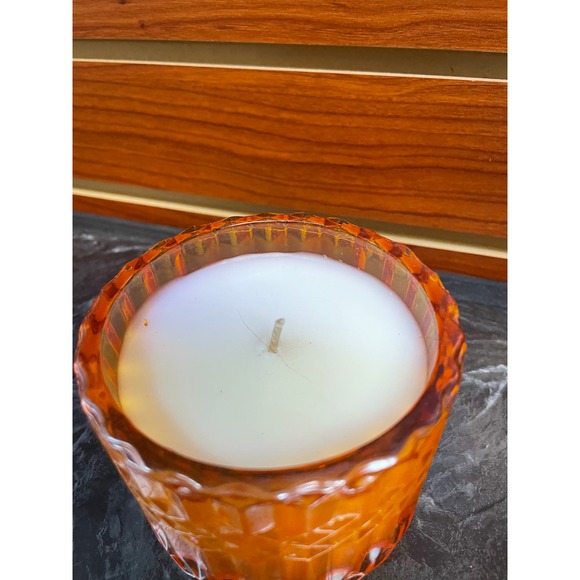 Pomander 8oz Soy Candle - Picture 3 of 5